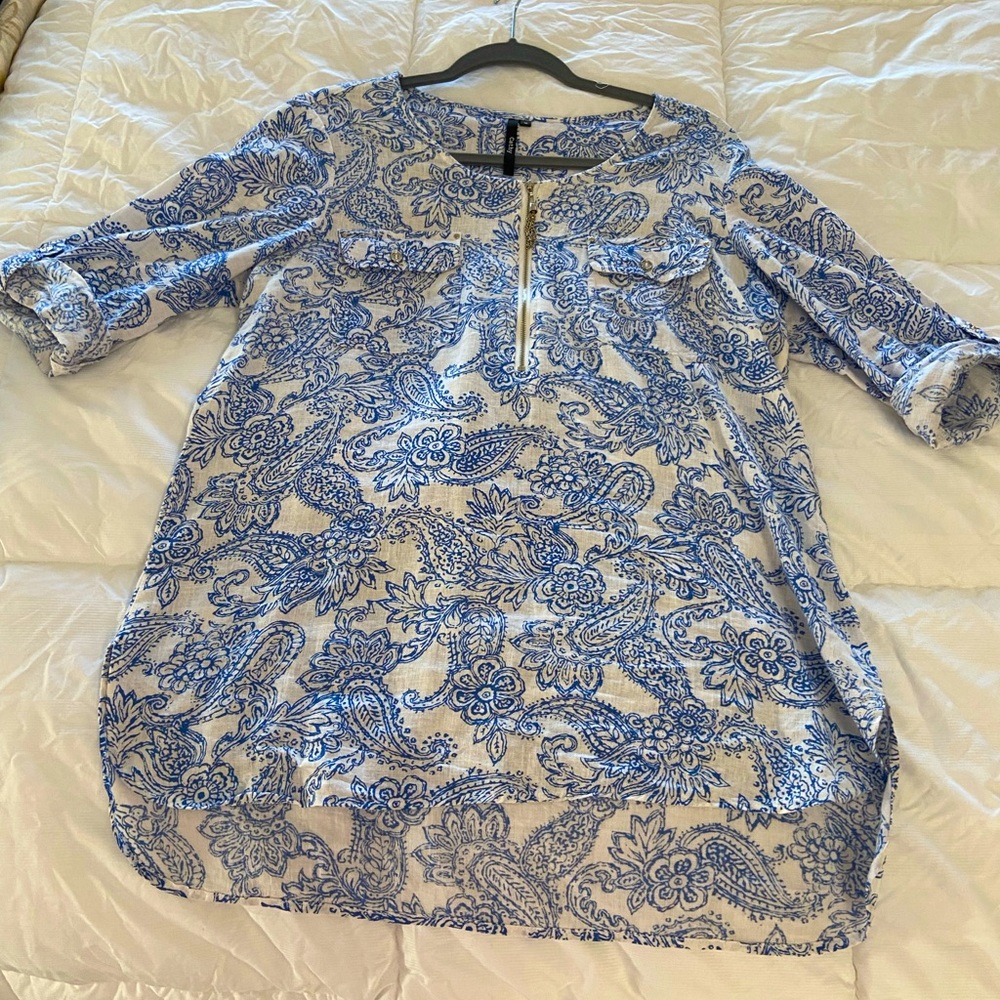 Cruising Here You Come! Beautiful Blue and White Tunic!